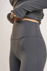 Signature Graphite-Grey Flare-Leggings.
