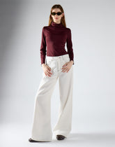 Off-White Wide-Leg Contrast-Stitch Jeans
