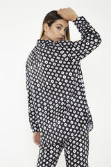 Mono-Geo Flower Classic-Shirt