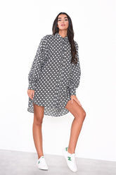 White-Black-Daisy Long-Sleeves-Mini-Shirt-Dresses