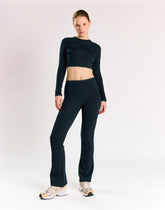 Agon Women's Black Cropped Activewear Top