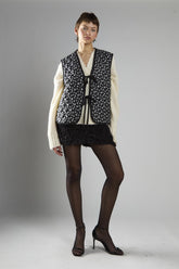 Black White Flower Quilted Front Tie Gilet