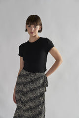 Black Round-Neck Tops
