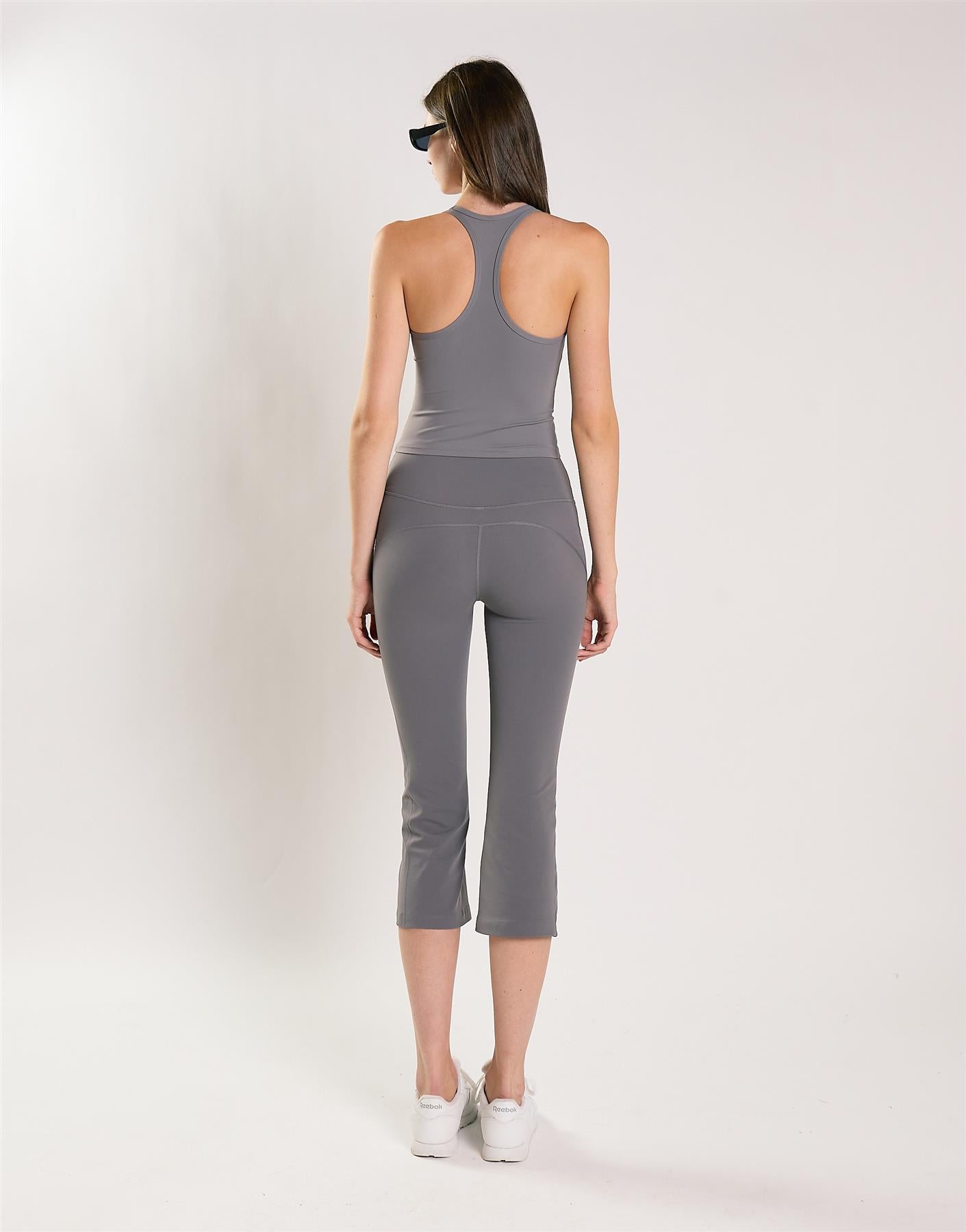 Agon Women's Dark Grey Cropped Flare Leggings