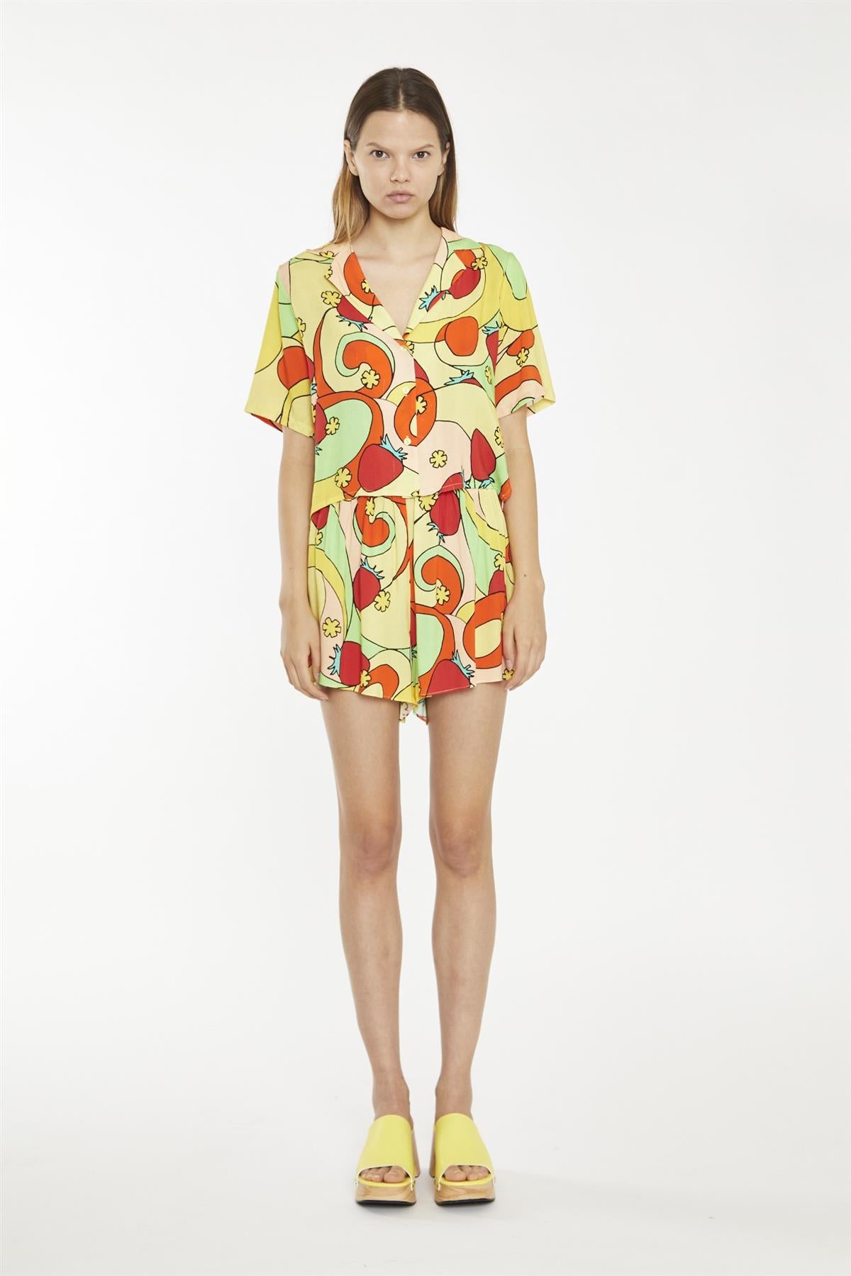 Orange-Swirl Strawberry Smocked-Waist Loose-Fit-Shorts