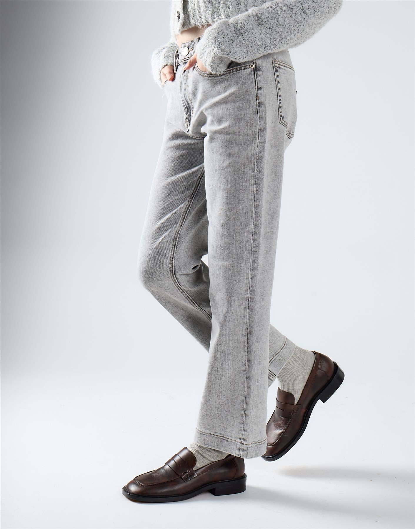 Light Grey Wash Straight Leg Cropped Jeans