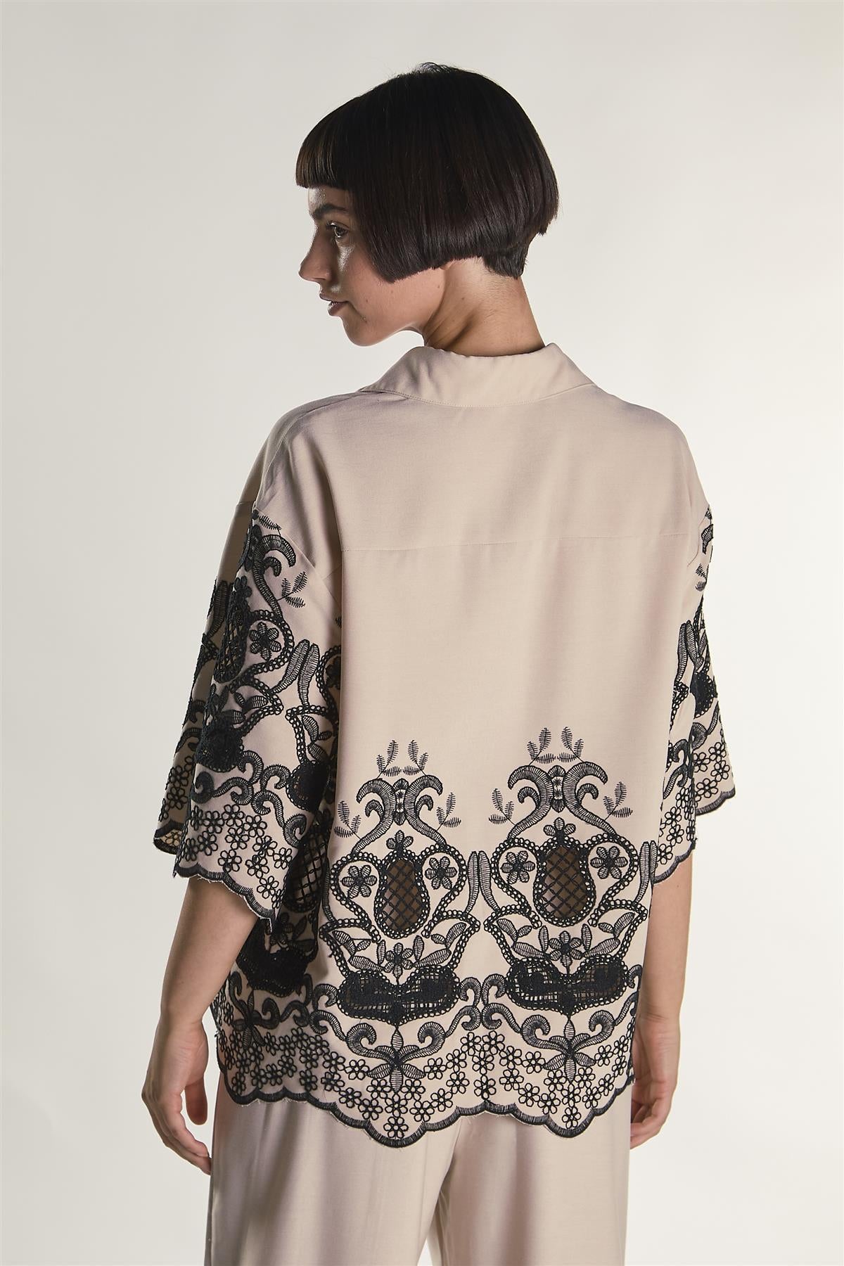 Stone Black Border Cropped Shirt