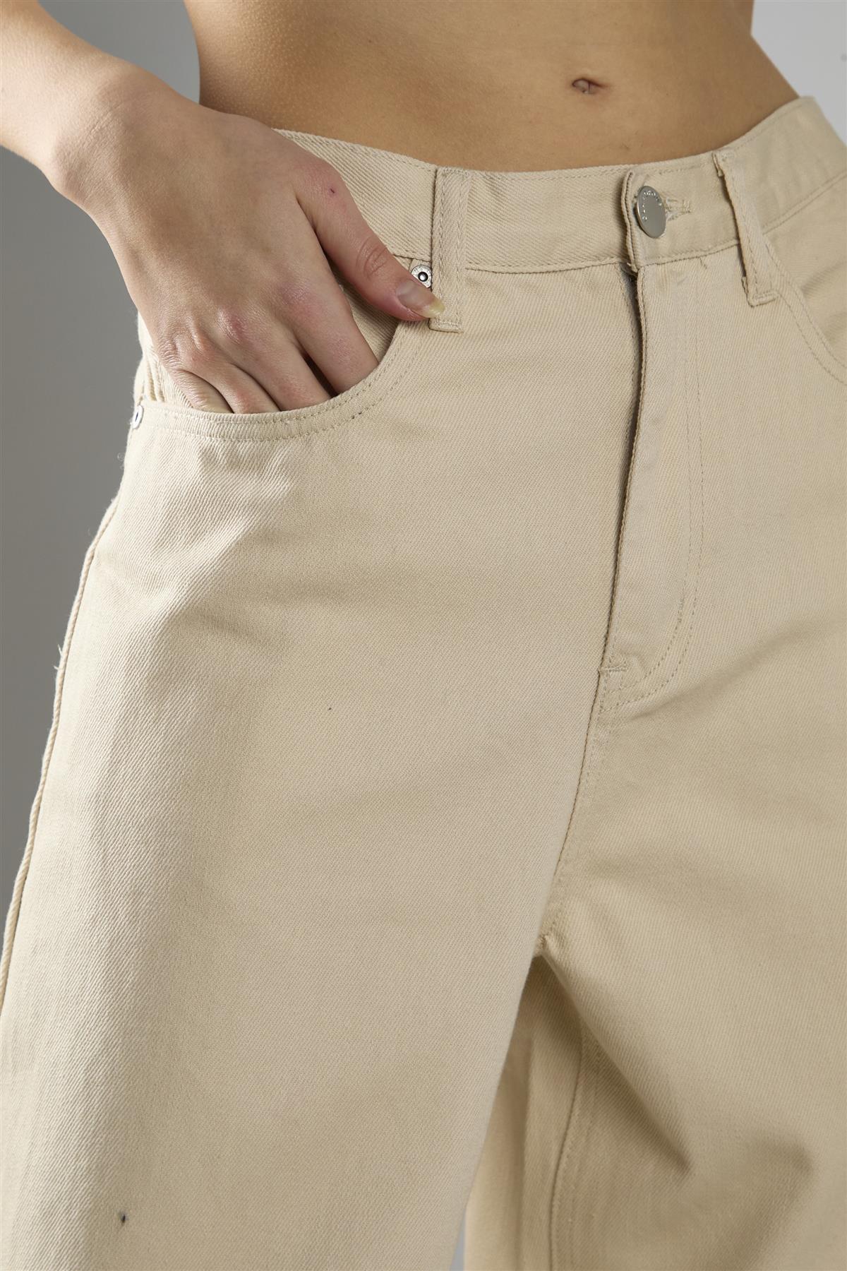 Ecru High-Waisted Straight-Leg Jeans