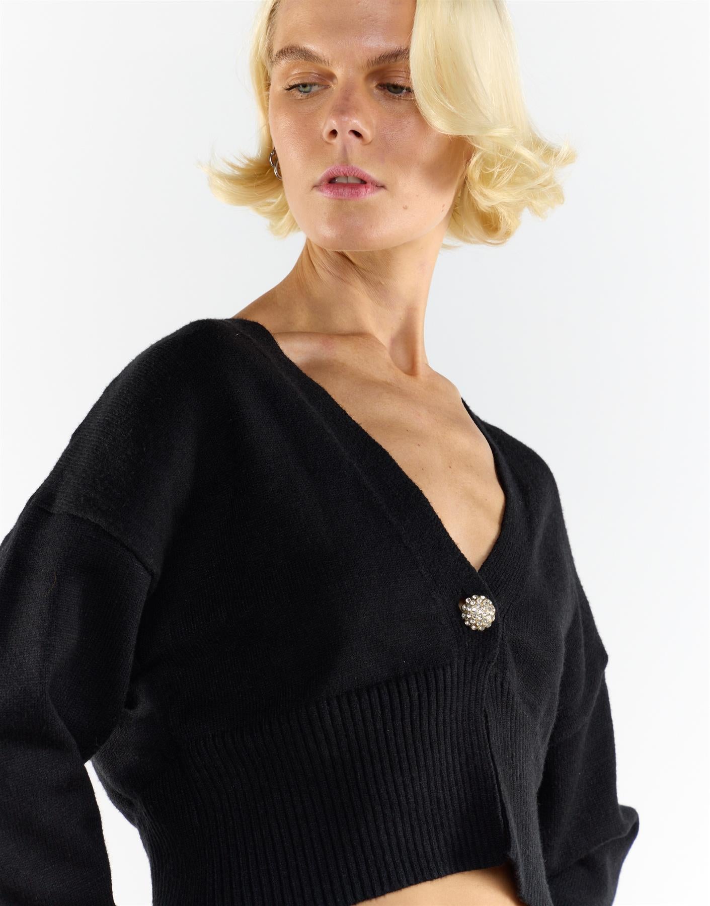 Black Fine-Knitted Long Sleeve Cropped Cardigan