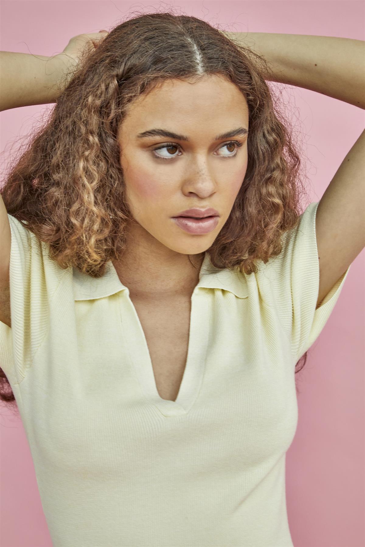 Lemon Figure-Hugging Midi-Dress