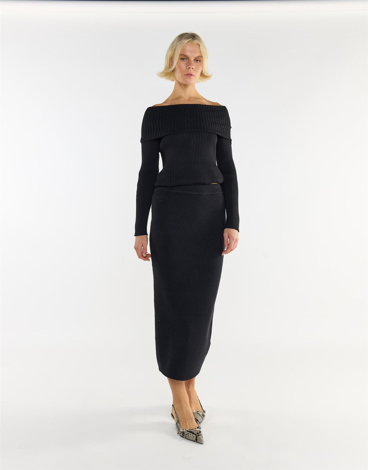 Bardot Off Shoulder Jumper in Black