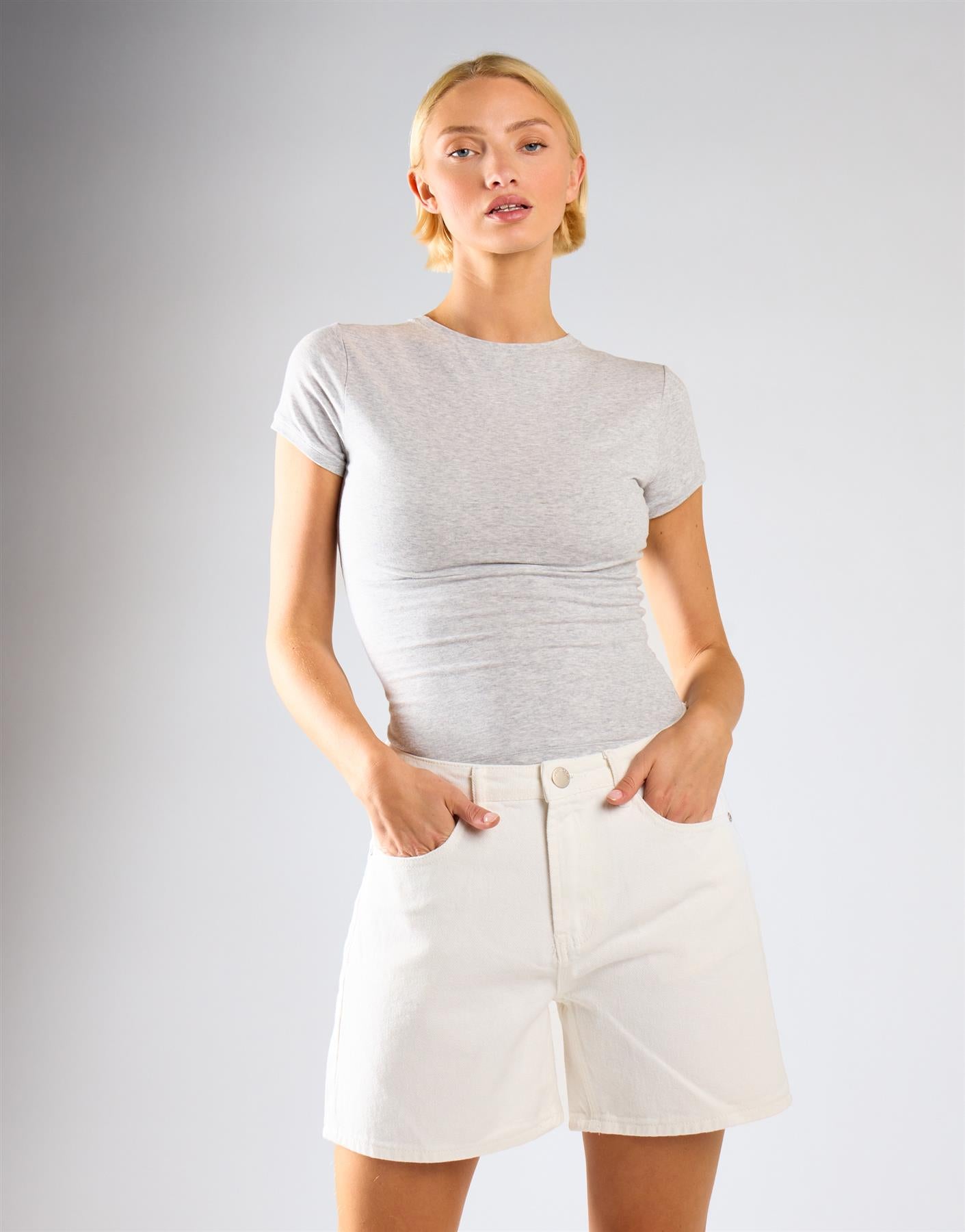 Mid Waist Loose Fit Denim Shorts - Ecru