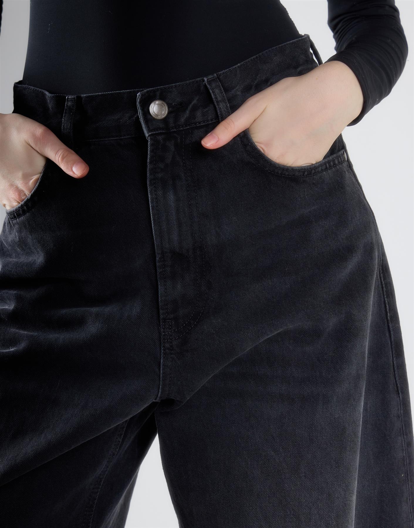 Washed Black Balloon Jeans