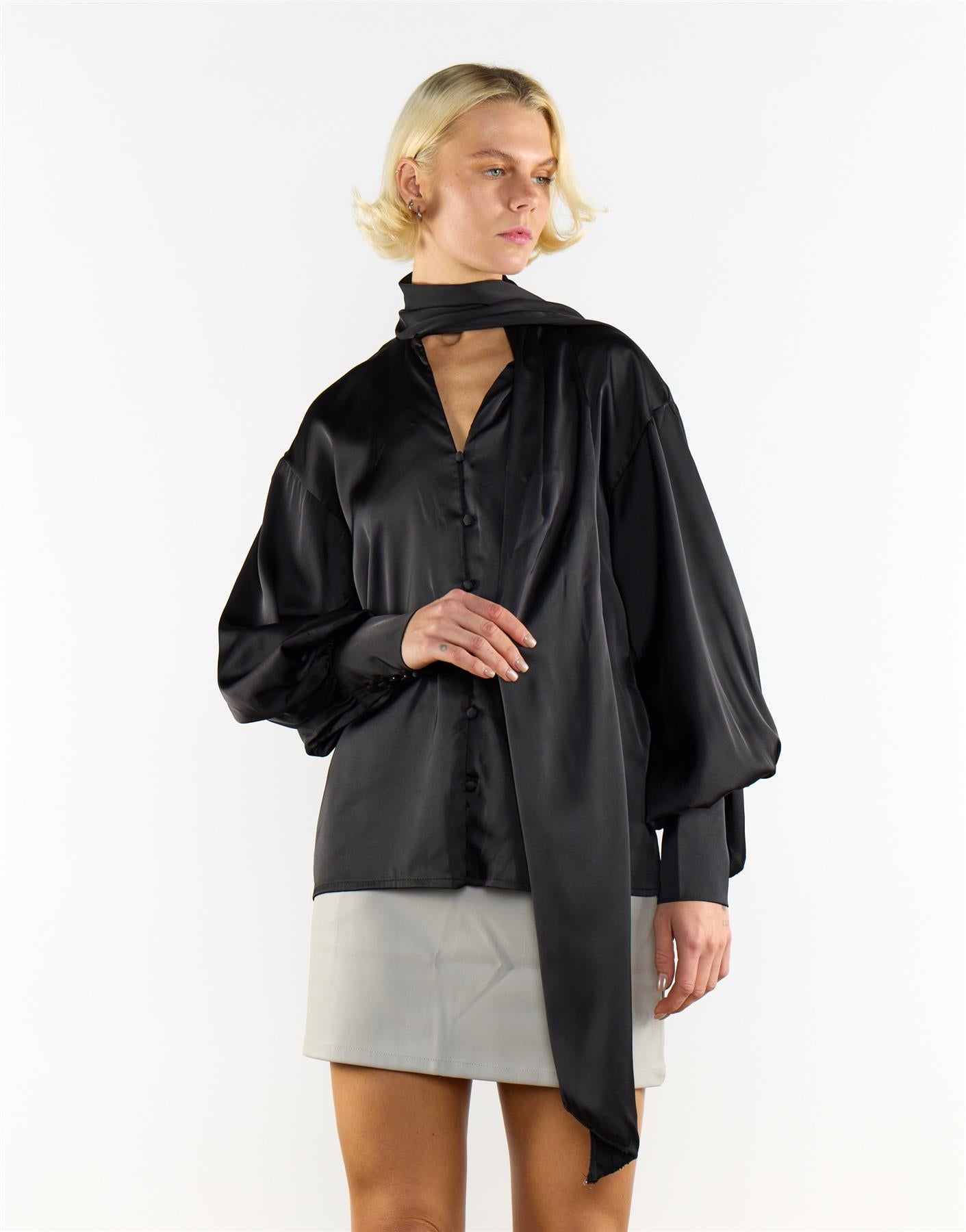 Tie Neck Bow Detail Blouse in Black