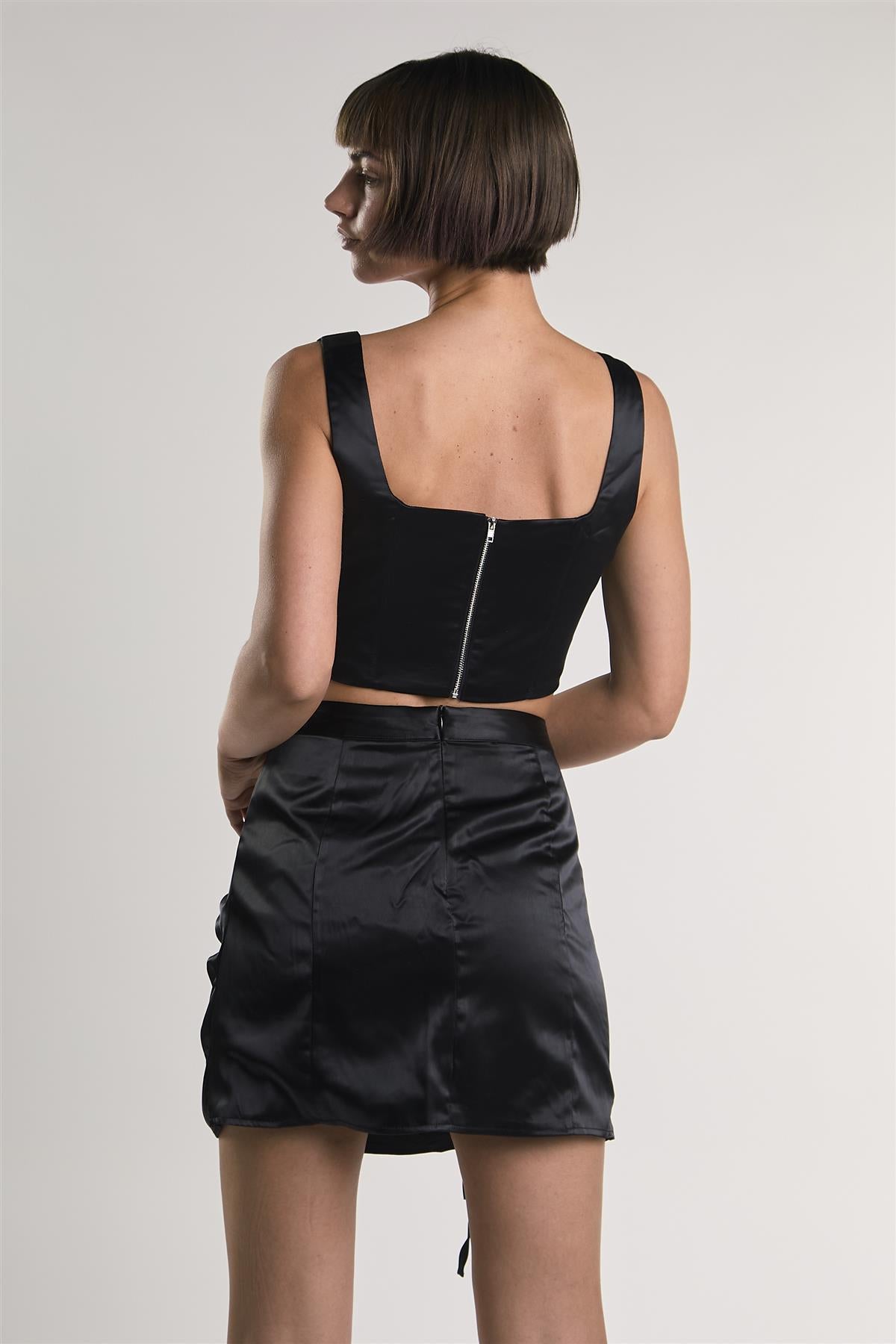 Black Ruched Mini-Skirt