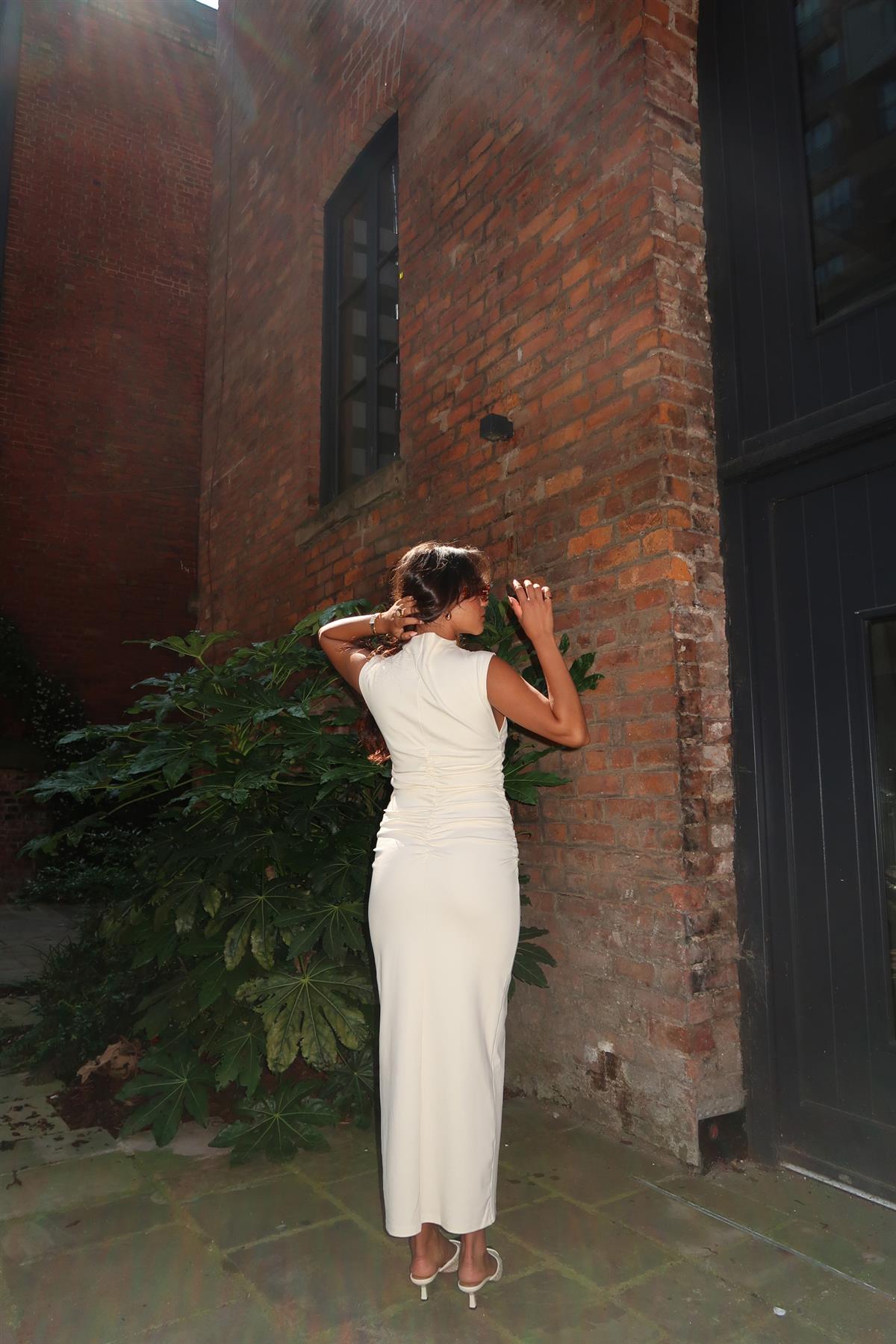 Vanilla Sleeveless Bodycon Midi-Dress