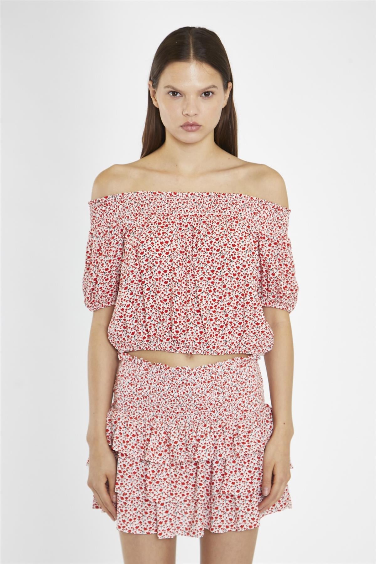 White-Red Tulip Bardot -Top