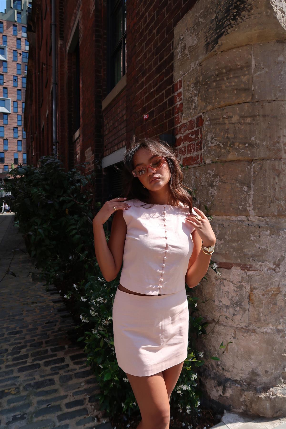 Nude-Peach Button-Up-Sleeveless Crop-Top