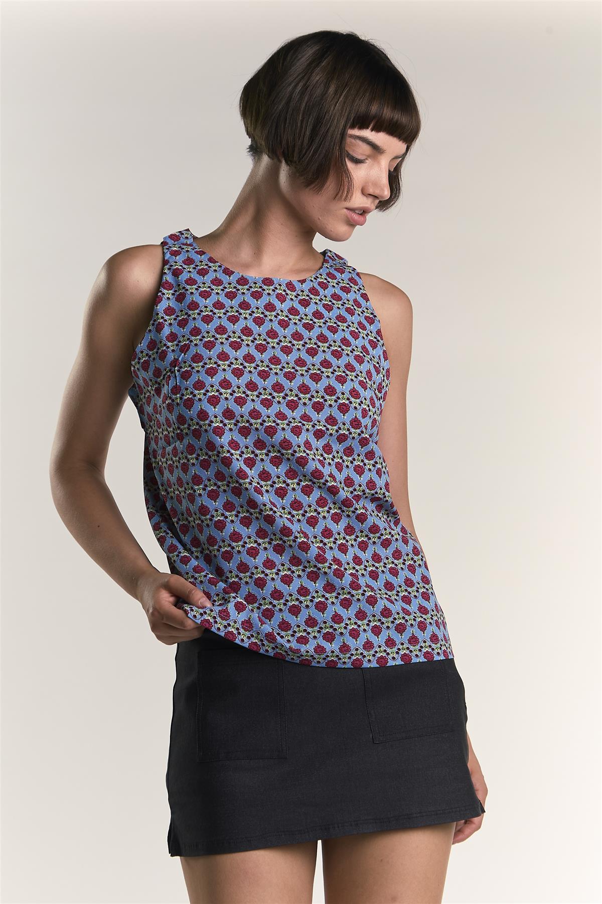 LADIES TOP-BLUE DITSY FLORAL-2Xtra Small