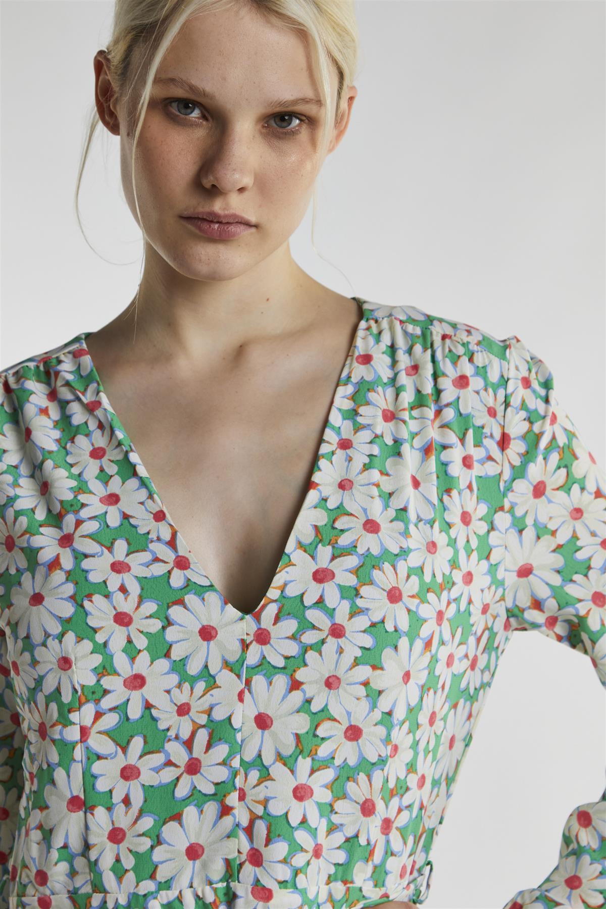 Green-Daisy Long Sleeve Mini-Dress