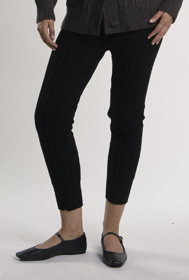 Black Capri-Knit Crop-Leggings