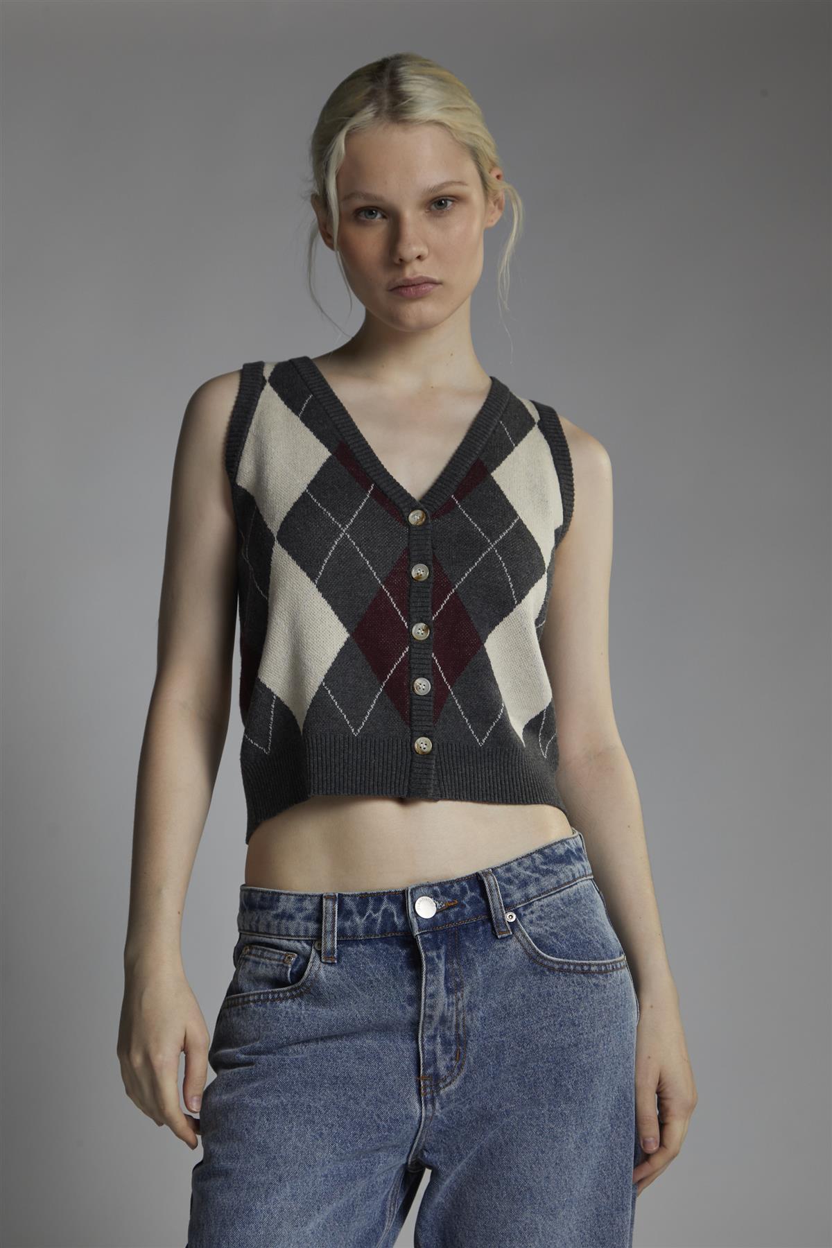 Charcoal-Argyle Button-Front-Vest Crop-Top