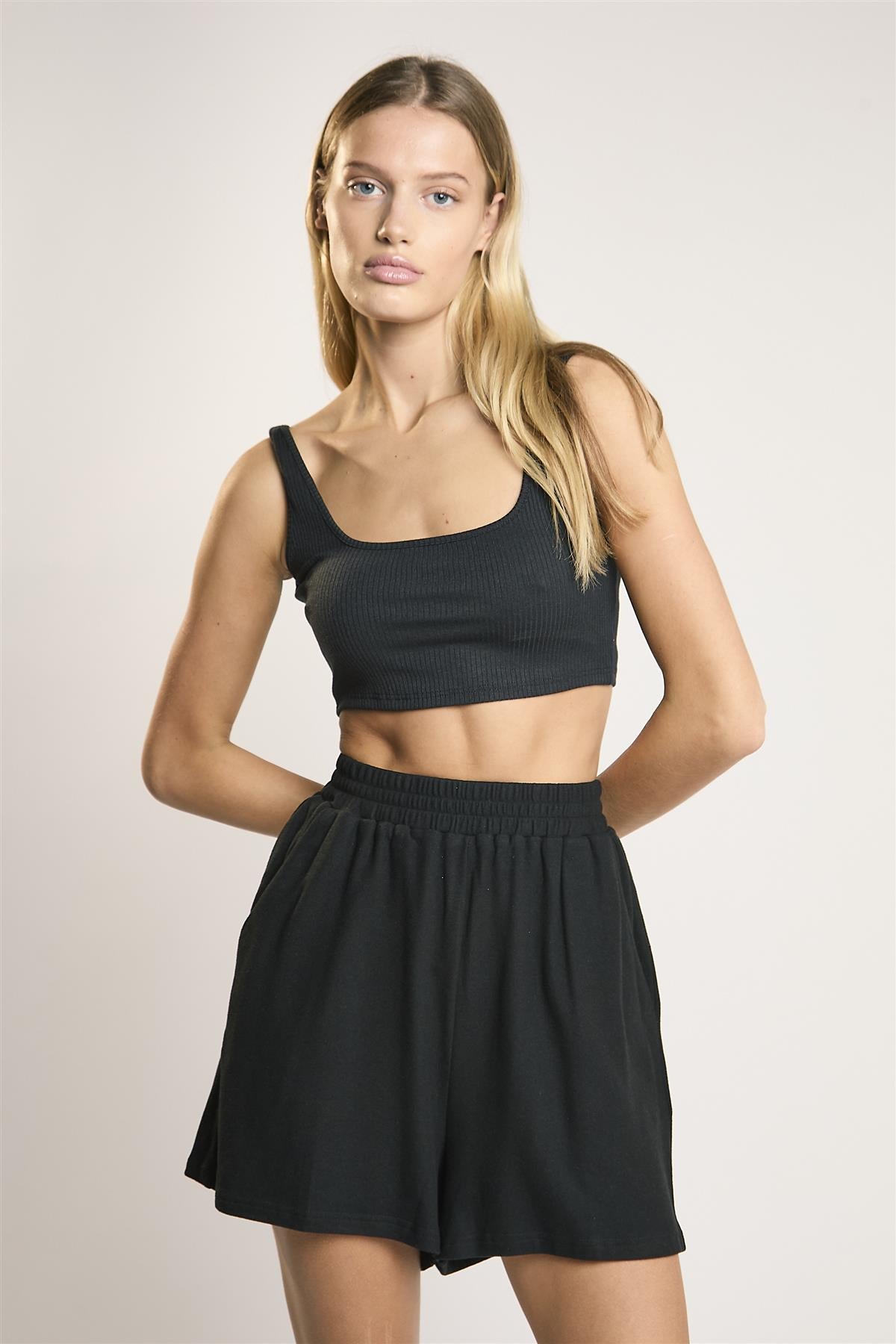 Signature Black-Rib Scoop-Neck Crop-Top.