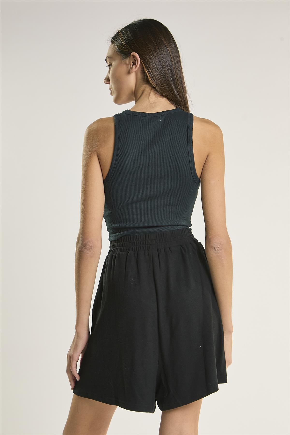 Black Ribbed Round-Neck Crop-Top