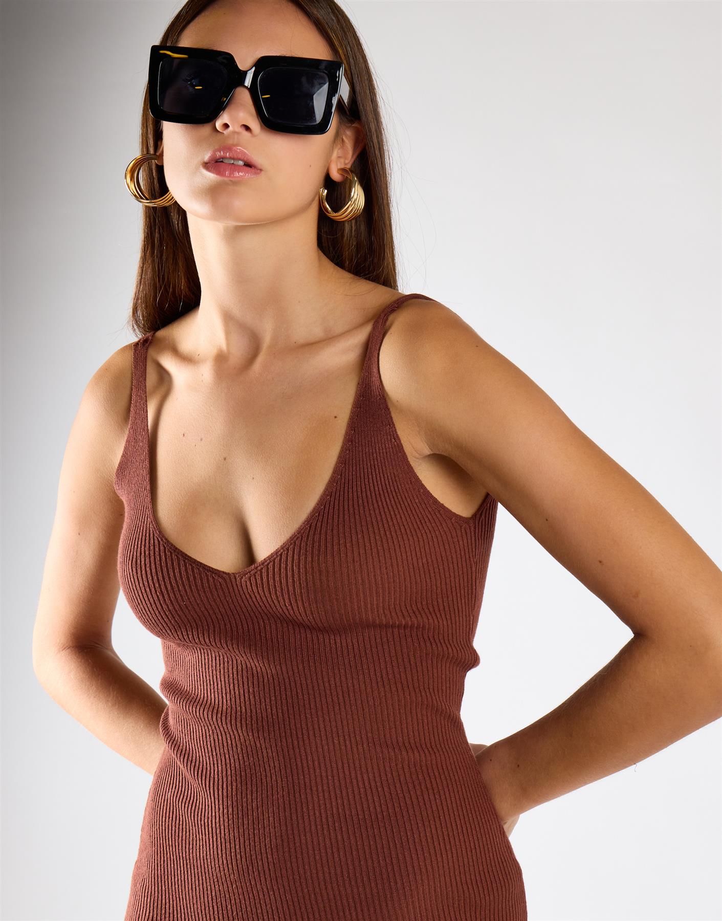 Reddish Brown Ribbed V-Neck Midi Dress