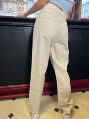 Dark-Ecru High-Waisted Floral Cut-Out-Jeans