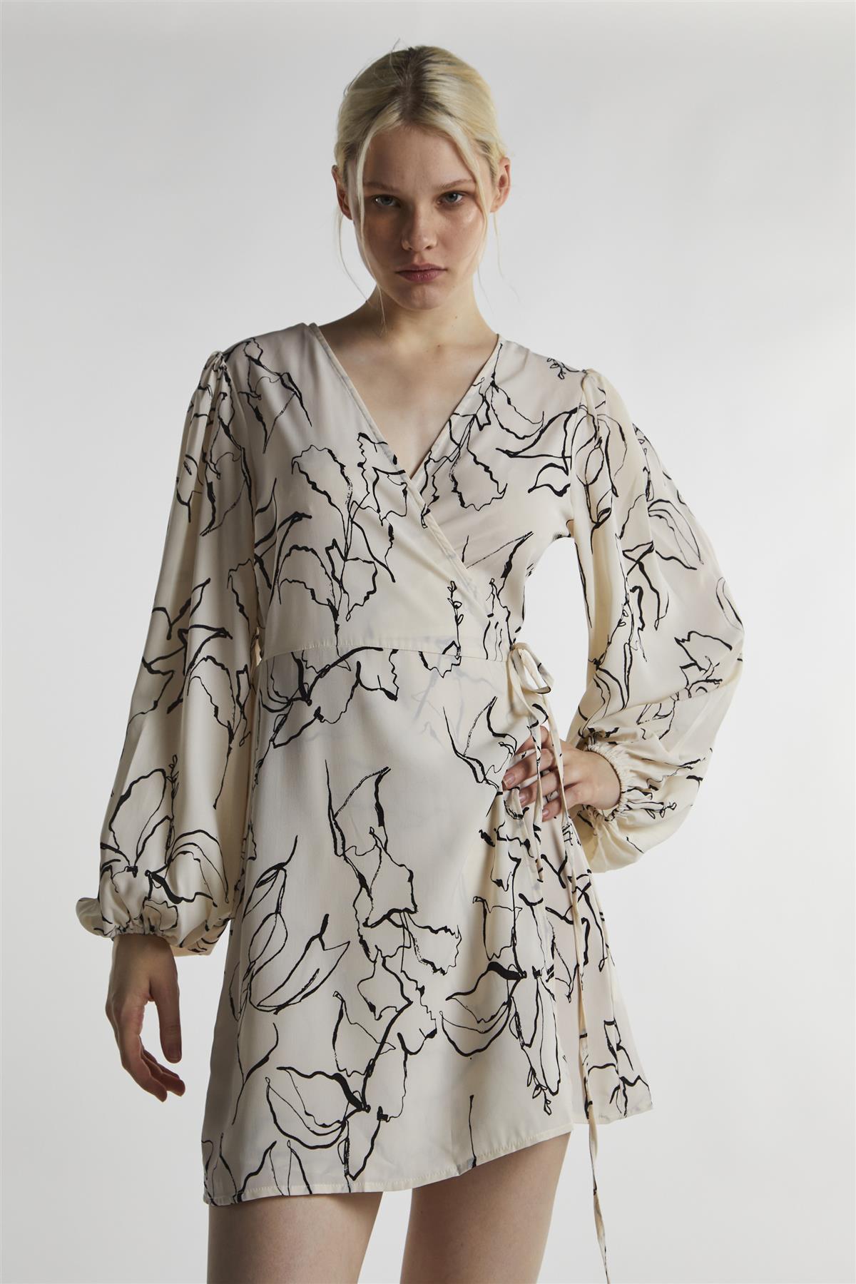 Stone-Sketch-Print Long-Sleeve-Wrap Mini-Dress
