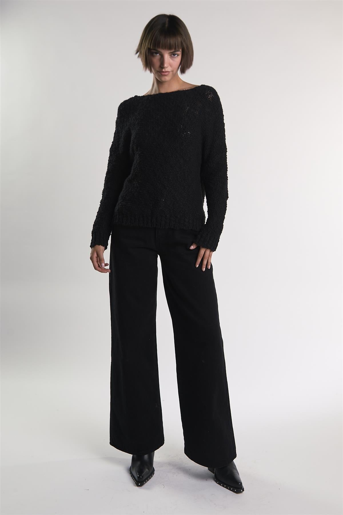 Black Knit Long-Sleeve-Pullover