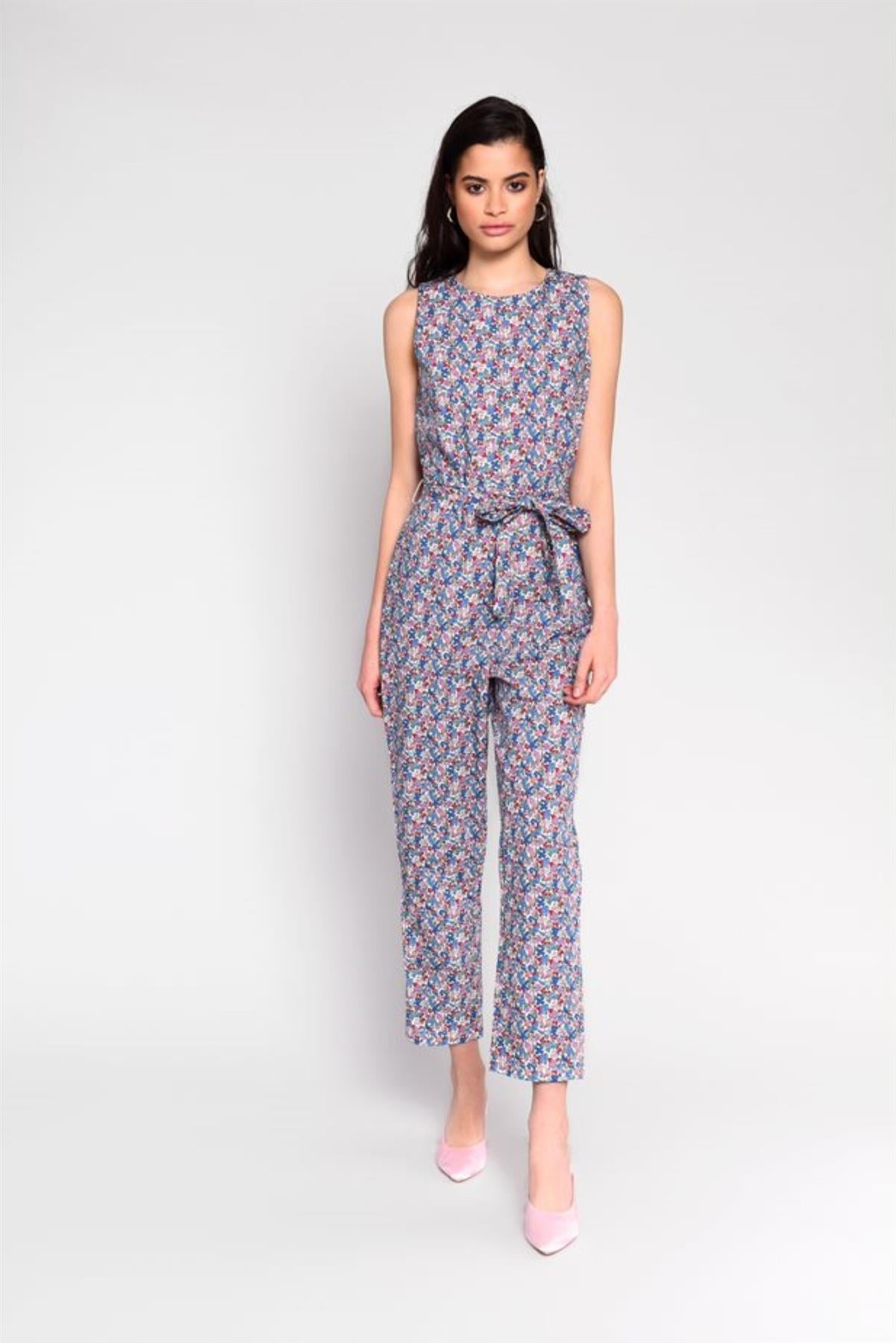 Multi-Fruit Print Tie Waist Sleeveless-Jumpsuit