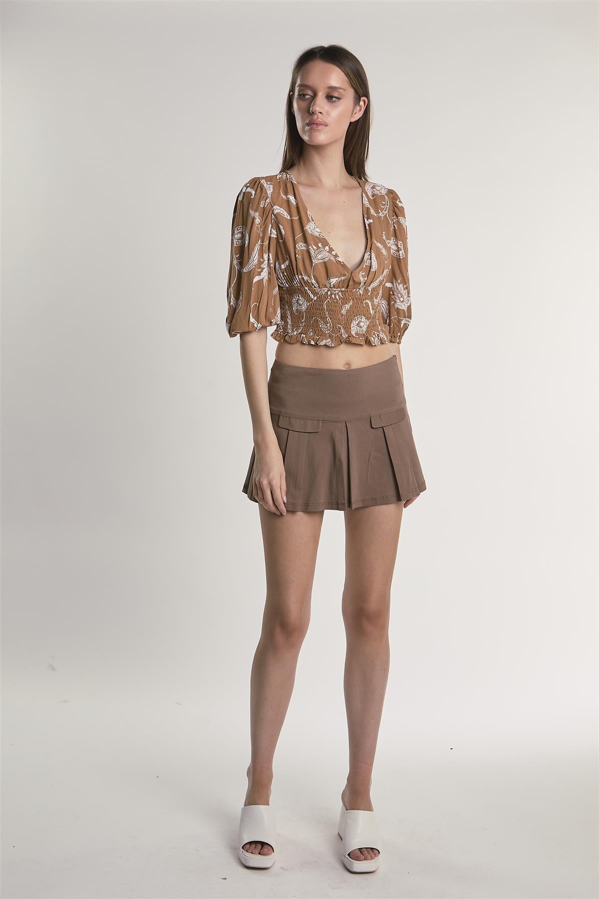 Brown-Paisley Puff-Sleeve V-Neck Crop-Top