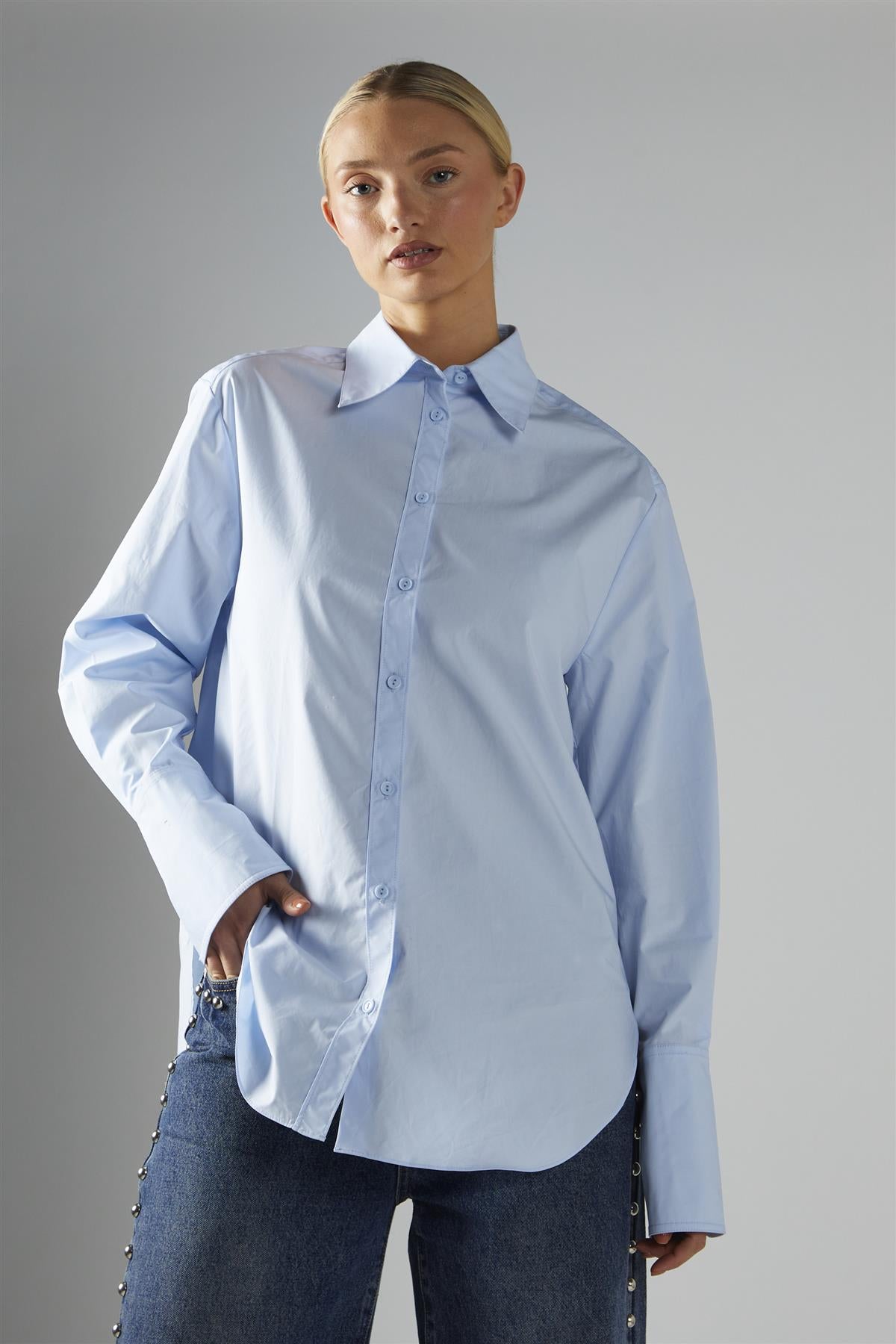 Oversized Shirt - Light Blue