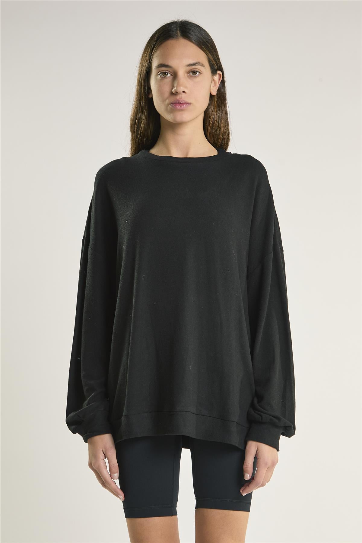Black Oversized Sweatshirt