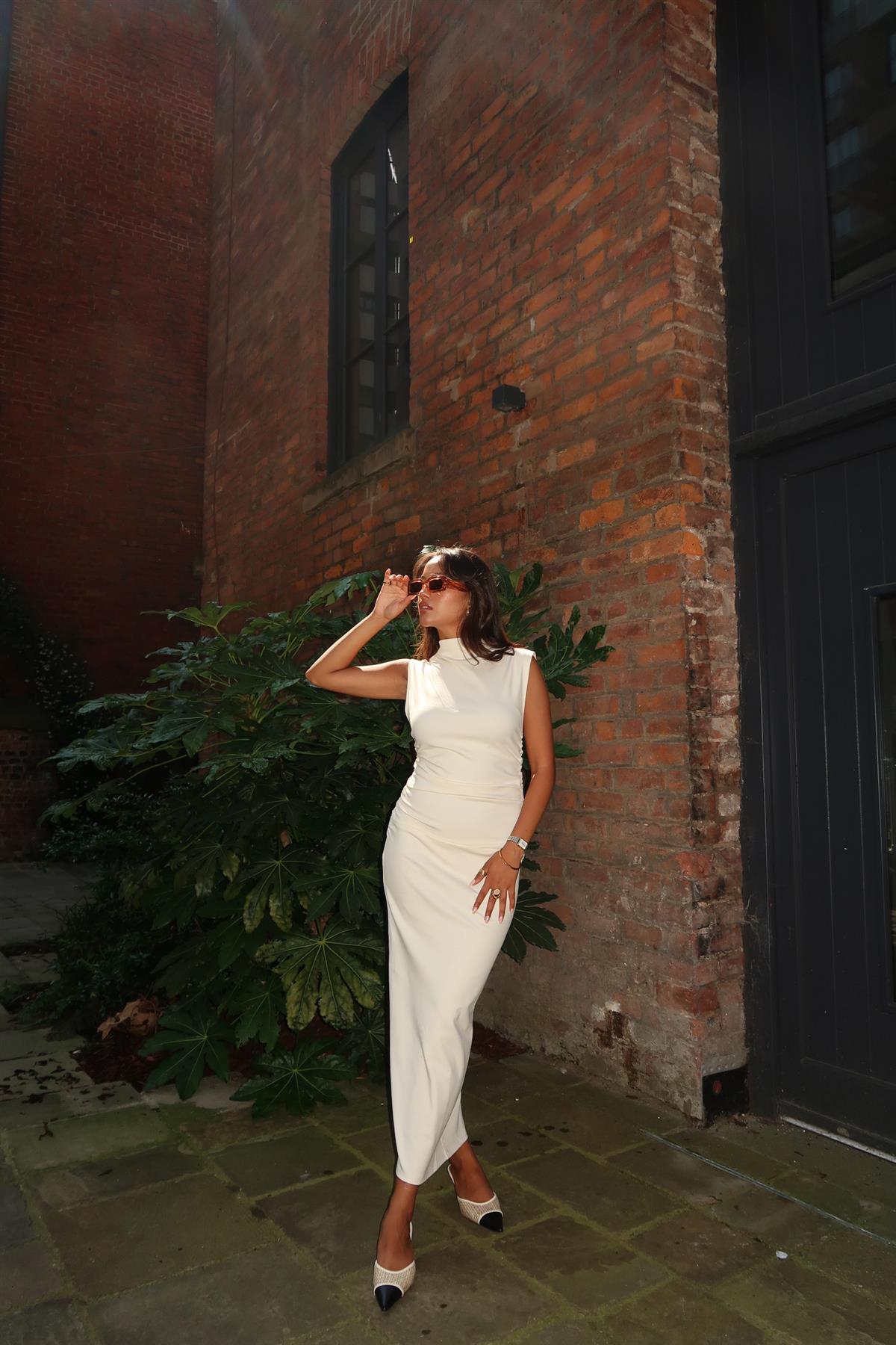 Vanilla Sleeveless Bodycon Midi-Dress